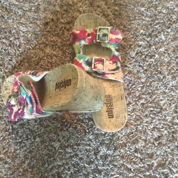 Super Cute Colorful Wedges - Picture 3 of 5